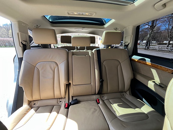 Audi Q7 10 of 24