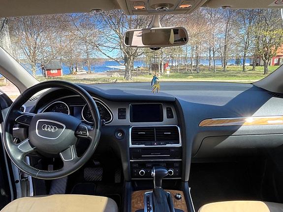 Audi Q7 14 of 24