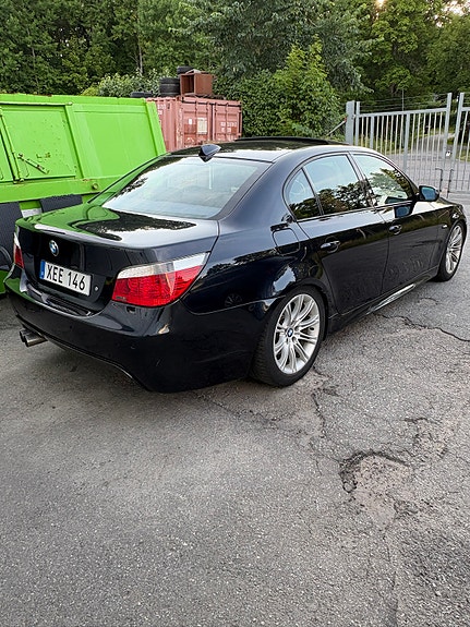 BMW 530i 5 of 10