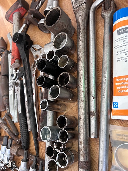 Product image 2 of 9