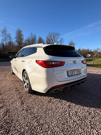 Kia Optima 5 of 24
