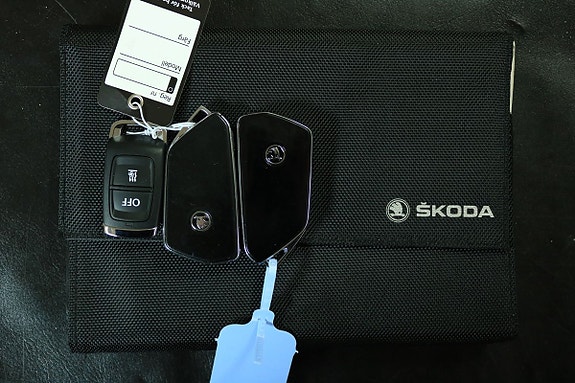 Skoda Octavia 24 of 25