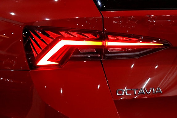 Skoda Octavia 17 of 25