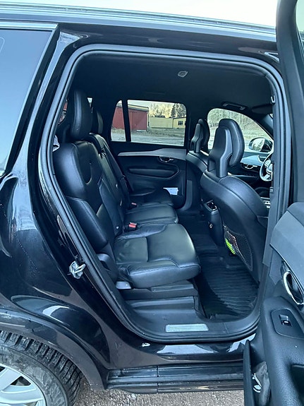 Volvo XC90 5 of 5