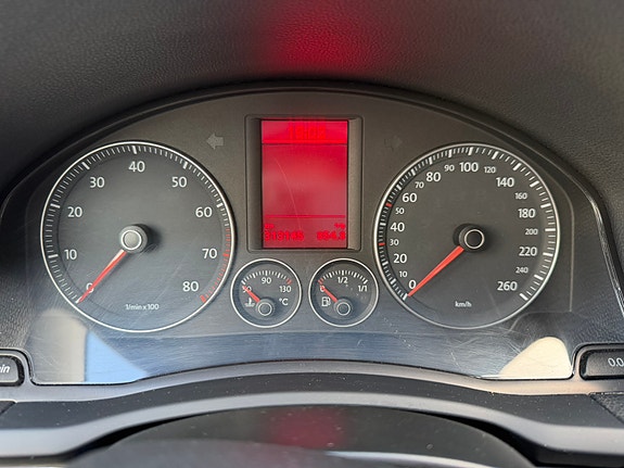 Volkswagen Golf V 3 of 5