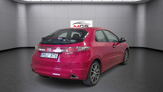 Honda Civic 3 of 5