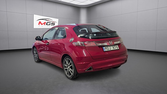 Honda Civic 4 of 5