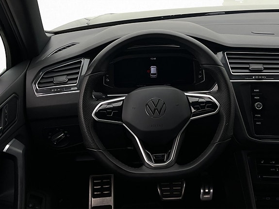 Volkswagen Tiguan 9 of 30