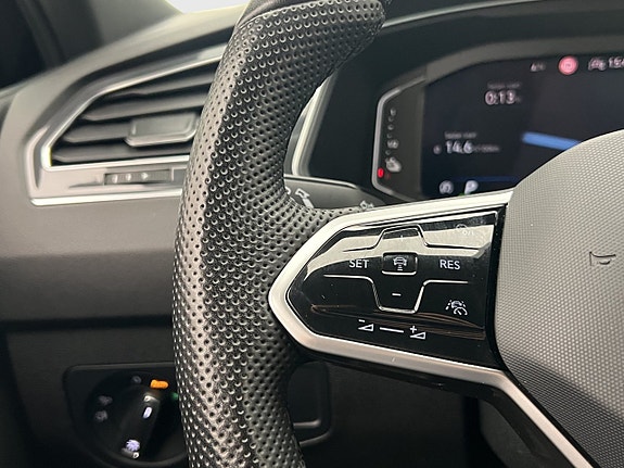 Volkswagen Tiguan 13 of 30