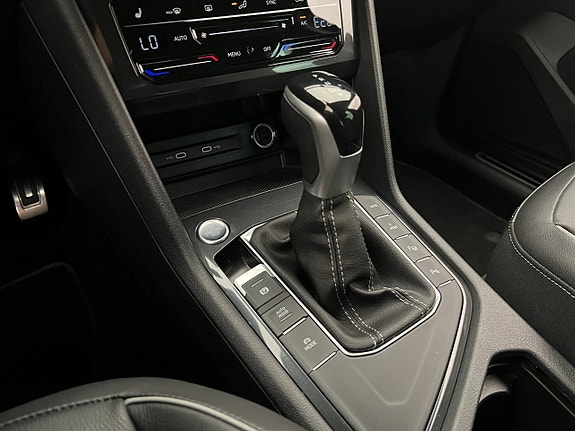 Volkswagen Tiguan 15 of 30