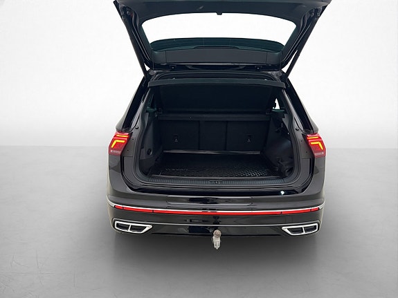 Volkswagen Tiguan 28 of 30