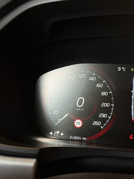 Volvo V90 7 of 10