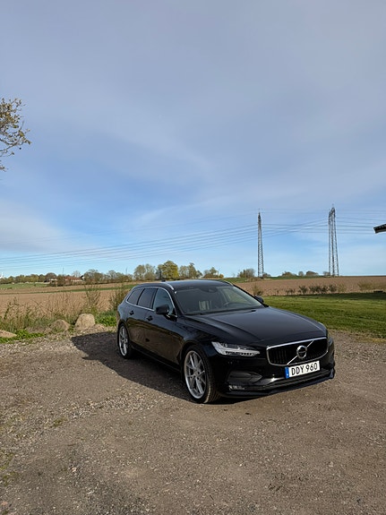 Volvo V90 3 of 10