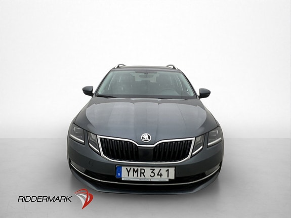 Skoda Octavia 2 of 5