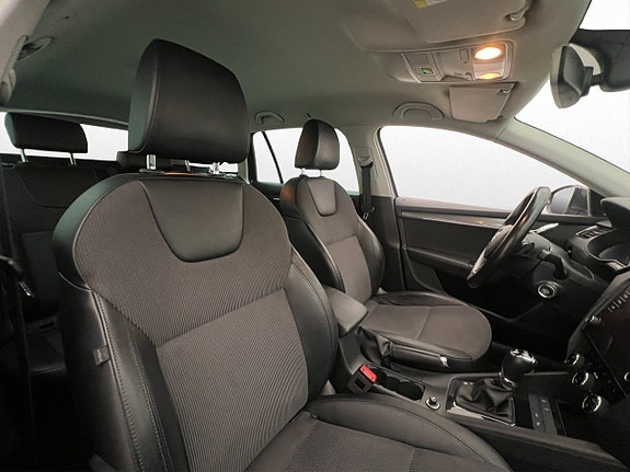 Skoda Octavia 11 of 30