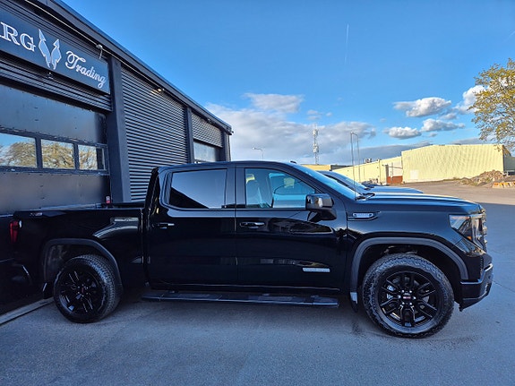 GMC Sierra 1500 2 of 5