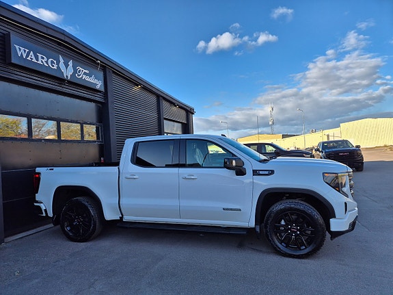GMC Sierra 1500 2 of 5
