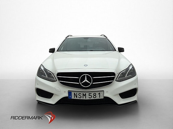 Mercedes-Benz E220 3 of 5