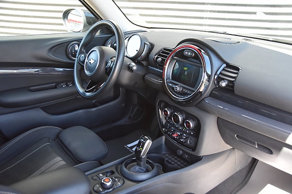 MINI Clubman Cooper S 9 of 18