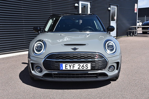 MINI Clubman Cooper S 2 of 18