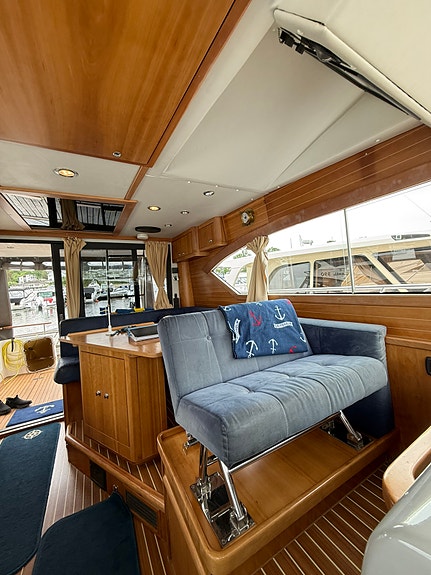 Uthyres Tresfjord 390 Atlantic, Flybridge 12 of 23