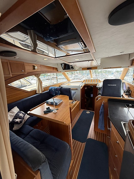 Uthyres Tresfjord 390 Atlantic, Flybridge 7 of 23