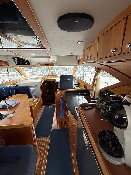 Uthyres Tresfjord 390 Atlantic, Flybridge 8 of 23