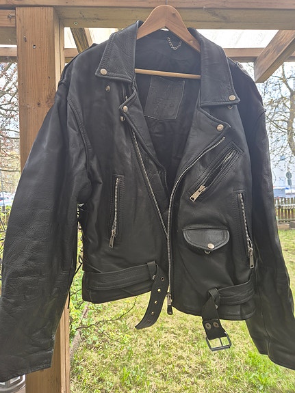 Svart läderjacka herr stl 50