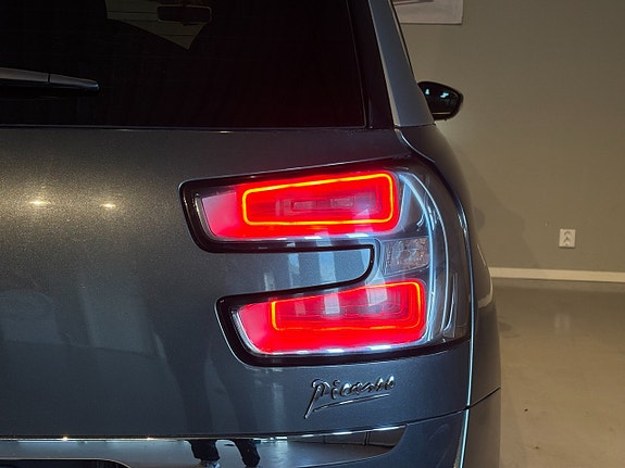 Citroen Grand C4 Picasso 16 of 18