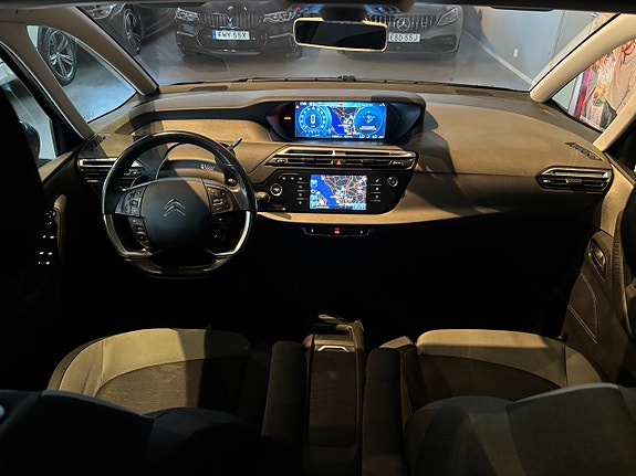 Citroen Grand C4 Picasso 10 of 18