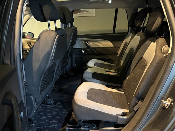 Citroen Grand C4 Picasso 13 of 18