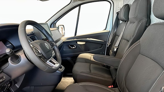Renault Trafic 5 of 12
