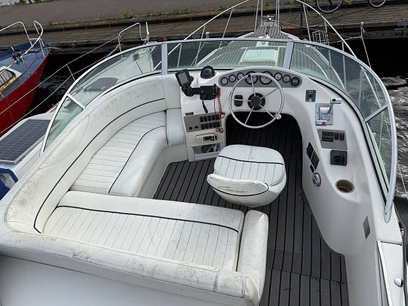 Bayliner 2858 Ciera Flygbridge 3 of 5