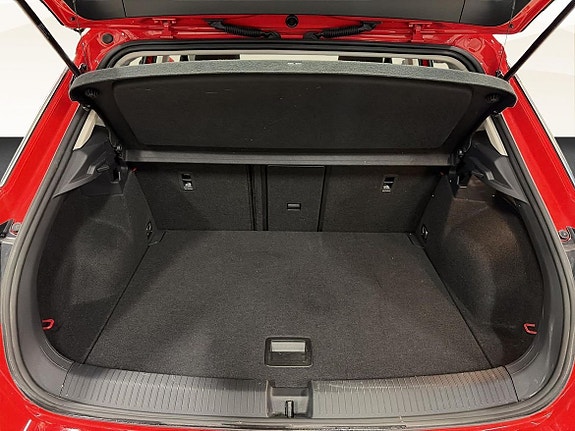 Volkswagen T-Roc 13 of 20