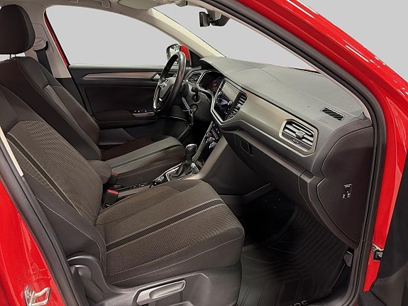 Volkswagen T-Roc 10 of 20