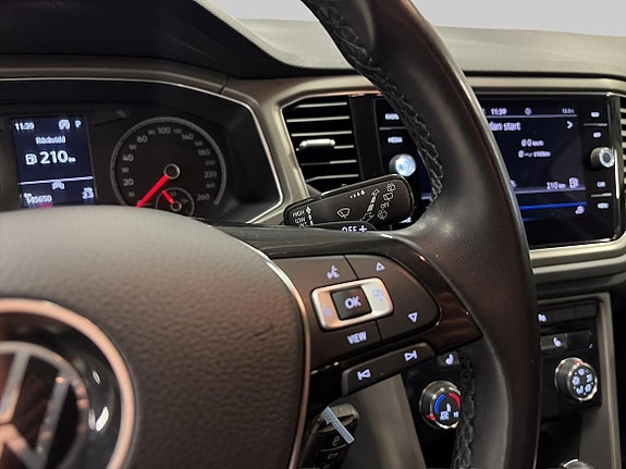 Volkswagen T-Roc 20 of 20