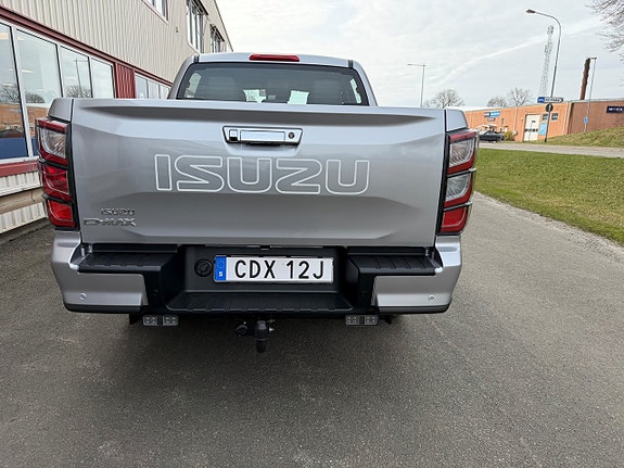 Isuzu D-max 4 of 5