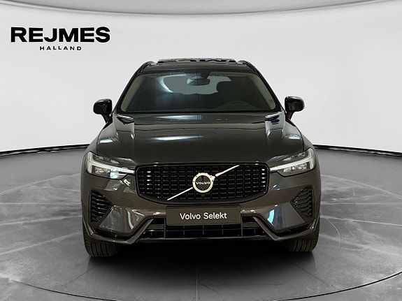 Volvo XC60 9 of 16