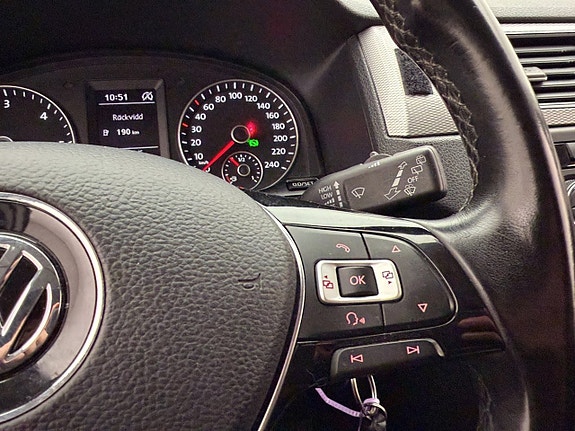 Volkswagen Caddy Maxi 17 of 27