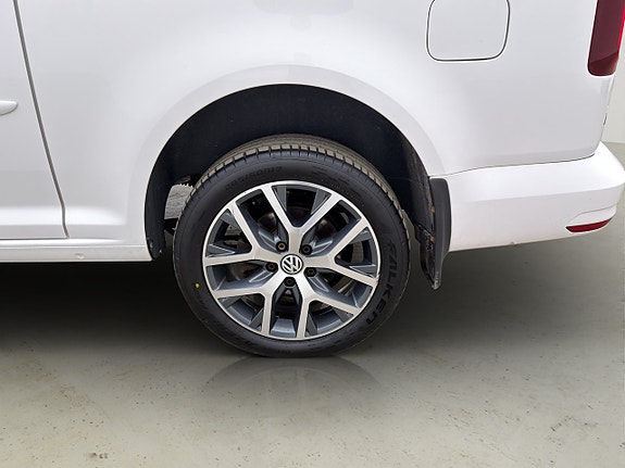 Volkswagen Caddy Maxi 25 of 27