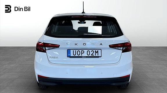 Skoda Fabia 5 of 13