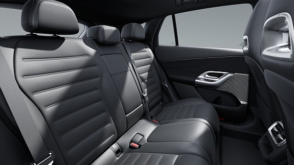 Mercedes-Benz GLC400 11 of 12