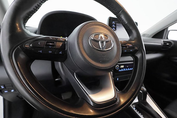 Toyota Yaris 15 of 26