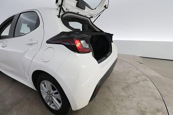 Toyota Yaris 7 of 26