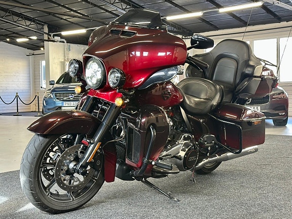 Harley-Davidson Ultra Limited 1.7 Milwaukee-Eight 107, CVO  Nybesiktad 6 of 13