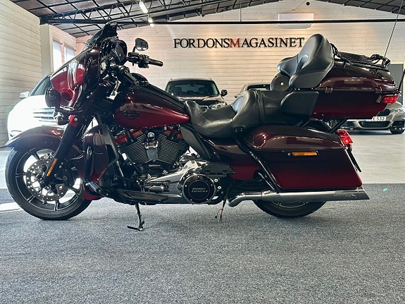 Harley-Davidson Ultra Limited 1.7 Milwaukee-Eight 107, CVO  Nybesiktad 5 of 13