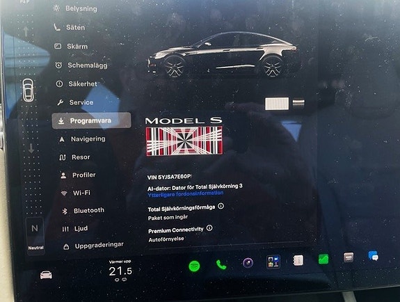 Tesla Model S 9 of 30