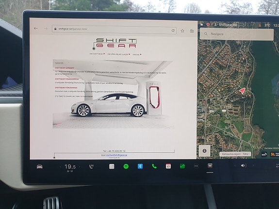 Tesla Model S 29 of 30