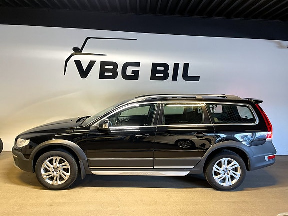 Volvo XC70 3 of 5