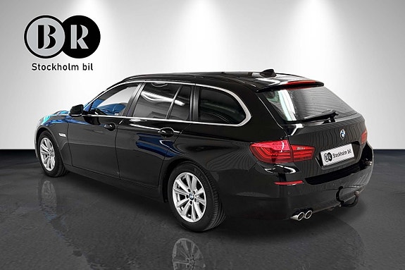 BMW 520d 2 of 5